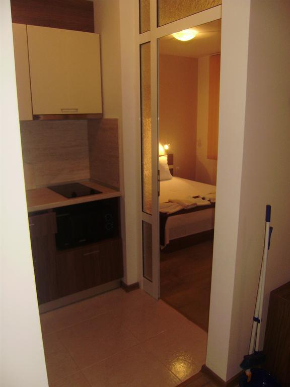 Apartments Vesi And Gery Pomorie Camera foto