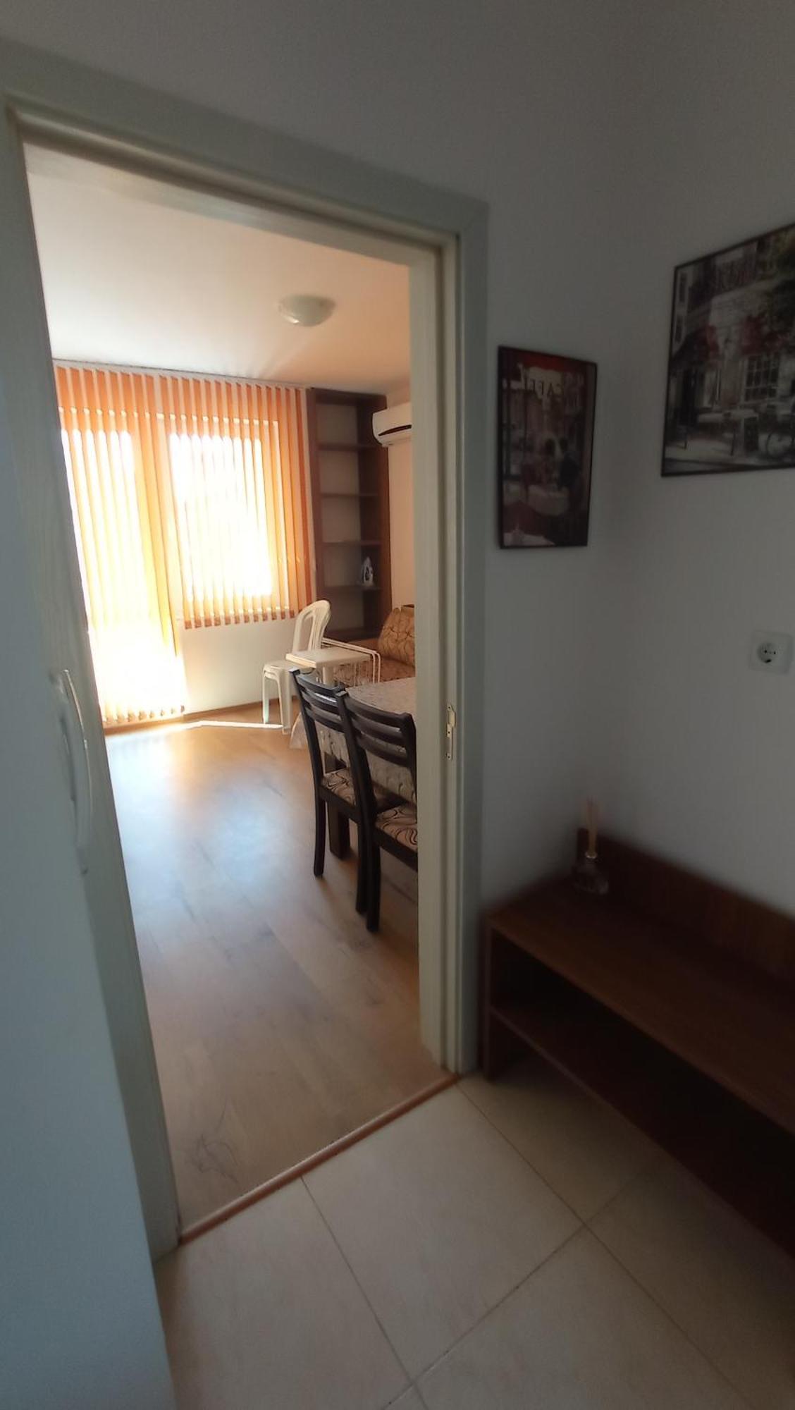 Apartments Vesi And Gery Pomorie Esterno foto