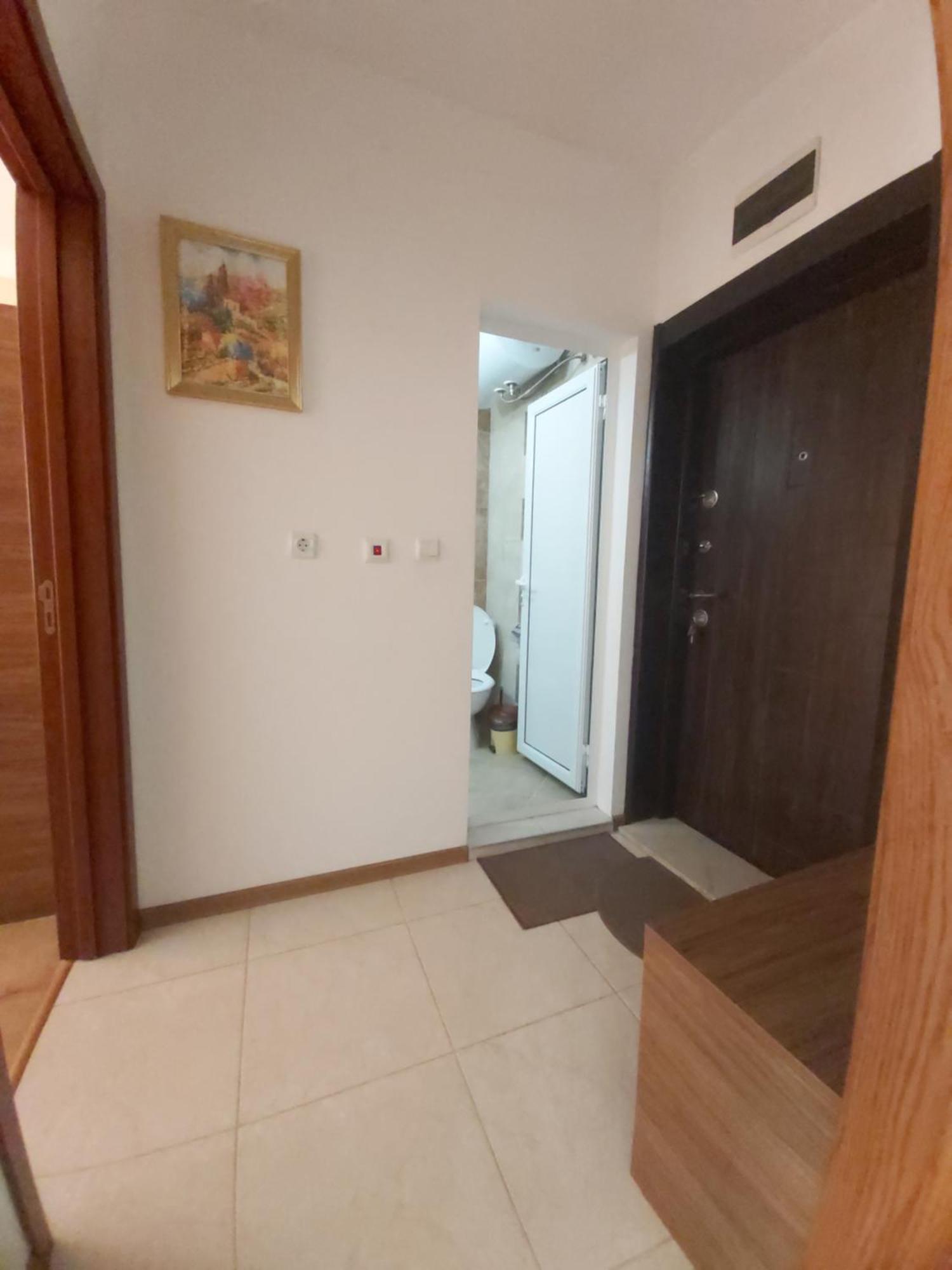 Apartments Vesi And Gery Pomorie Esterno foto